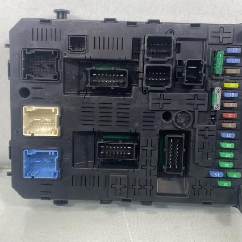 Boitier BSI PEUGEOT 5008 1 Photo n°1