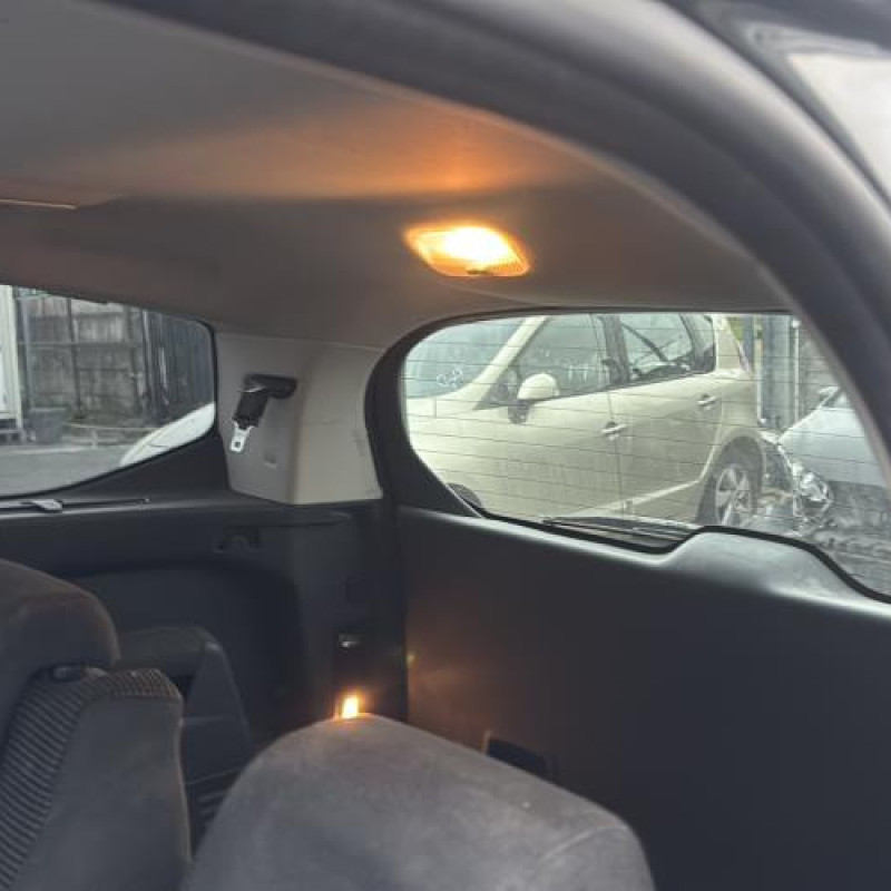 Boitier BSI PEUGEOT 5008 1 Photo n°19