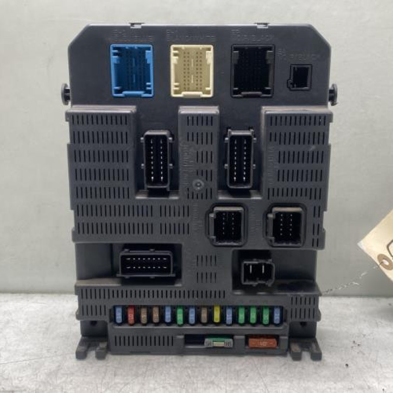 Boitier BSI PEUGEOT 308 1 Photo n°1