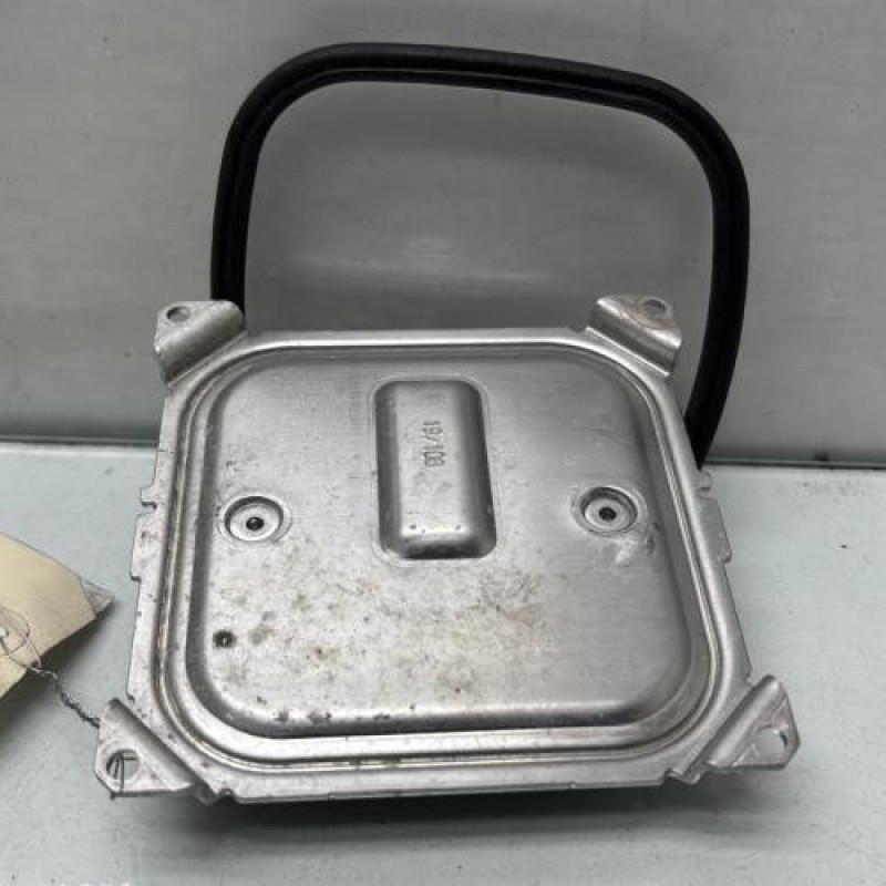 Boitier xenon RENAULT CLIO 5 Photo n°3