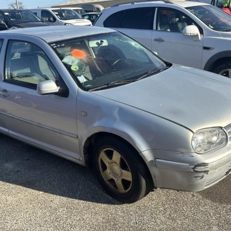 Vitre avant gauche VOLKSWAGEN GOLF 4 Photo n°5