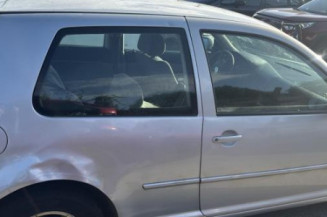 Vitre avant gauche VOLKSWAGEN GOLF 4