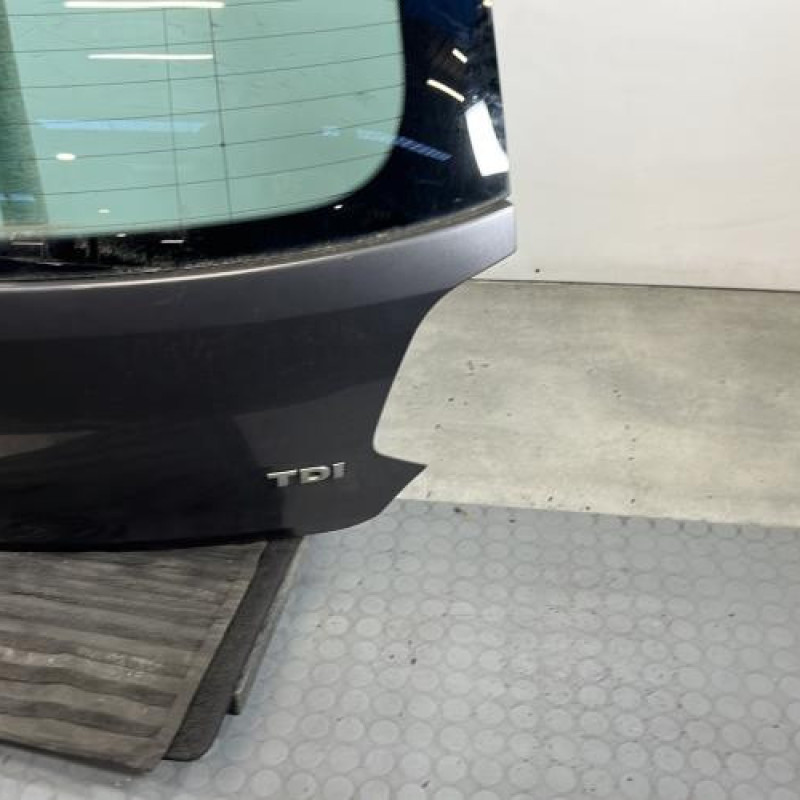 Malle/Hayon arriere VOLKSWAGEN POLO 5 Photo n°4