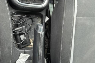 Vitre avant gauche VOLKSWAGEN POLO 5