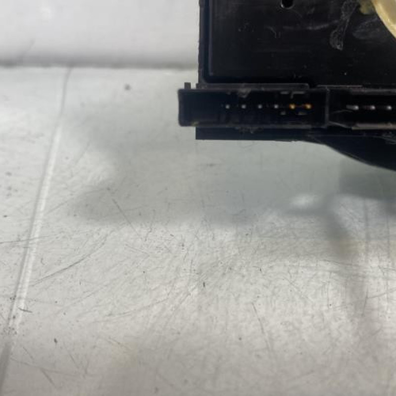 Contacteur tournant VOLKSWAGEN POLO 5 Photo n°3