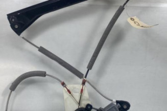 Leve vitre electrique avant gauche VOLKSWAGEN POLO 5