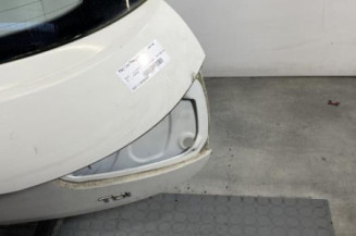 Malle/Hayon arriere AUDI A1 1