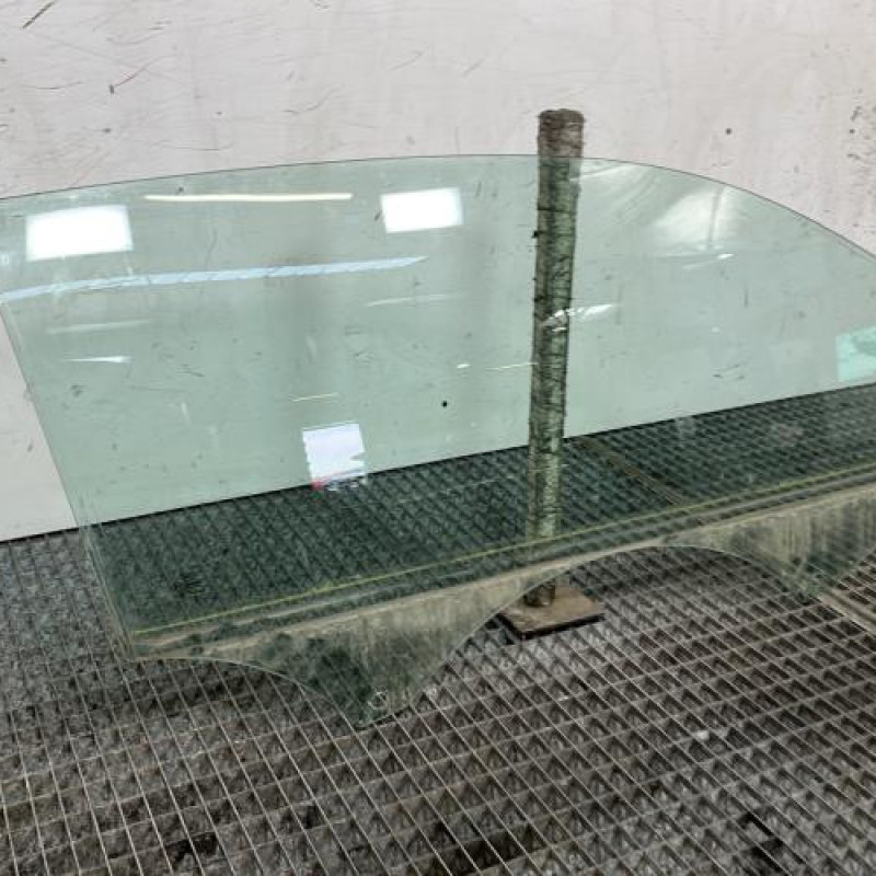 Vitre avant droit AUDI A1 1 Photo n°3