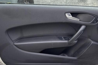 Vitre avant droit AUDI A1 1