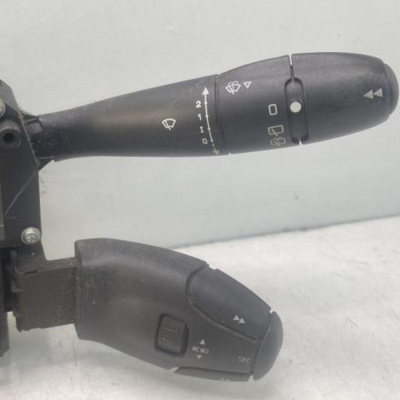 Com (Bloc Contacteur Tournant+Commodo Essuie Glace+Commodo Phare) PEUGEOT 207 Photo n°2