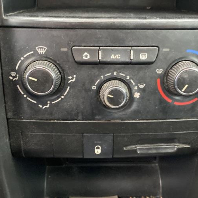 Com (Bloc Contacteur Tournant+Commodo Essuie Glace+Commodo Phare) PEUGEOT 207 Photo n°16