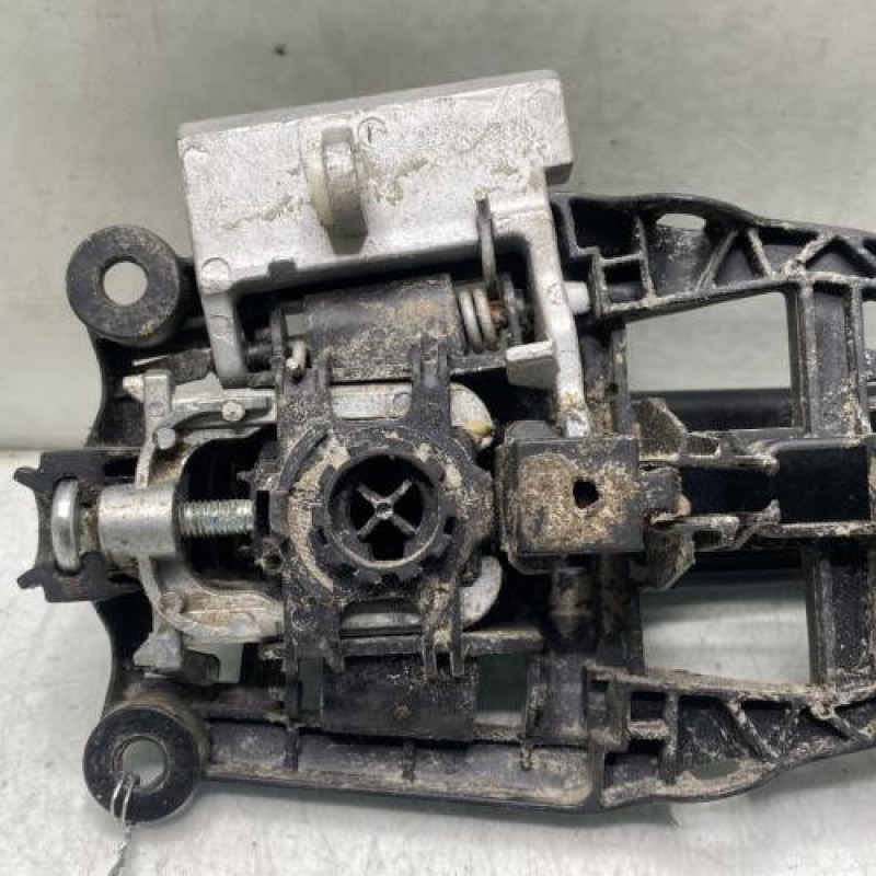 Poignee porte arriere gauche OPEL MOKKA 1 Photo n°3