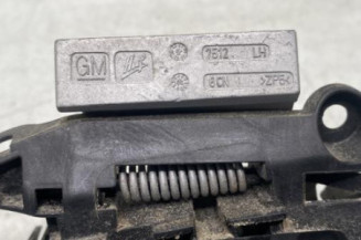 Poignee porte arriere gauche OPEL MOKKA 1