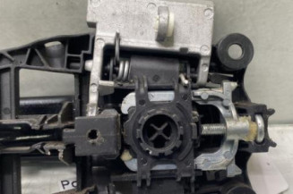 Poignee porte avant droit OPEL MOKKA 1