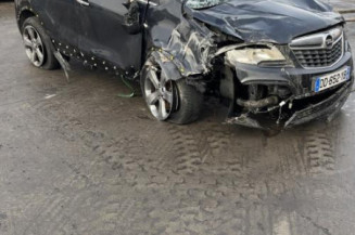 Poignee porte avant droit OPEL MOKKA 1