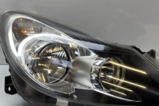 Optique avant principal droit (feux)(phare) OPEL CORSA D Photo n°1