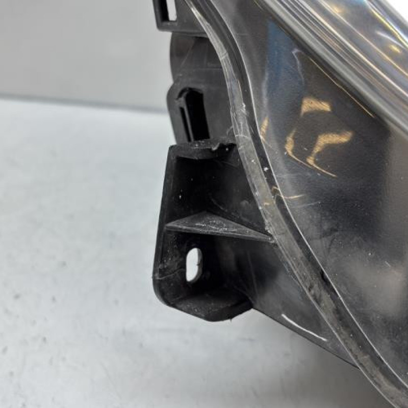 Optique avant principal droit (feux)(phare) OPEL CORSA D Photo n°2