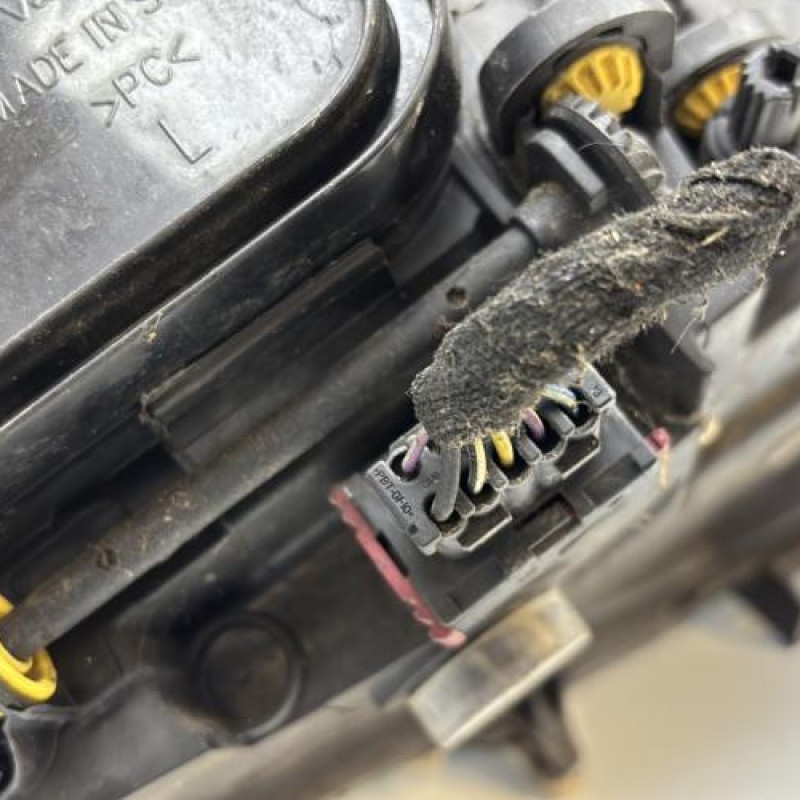 Optique avant principal gauche (feux)(phare) OPEL CORSA D Photo n°7