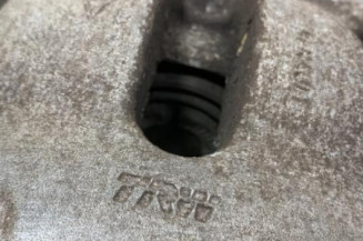 Etrier arriere droit (freinage) RENAULT SCENIC 3