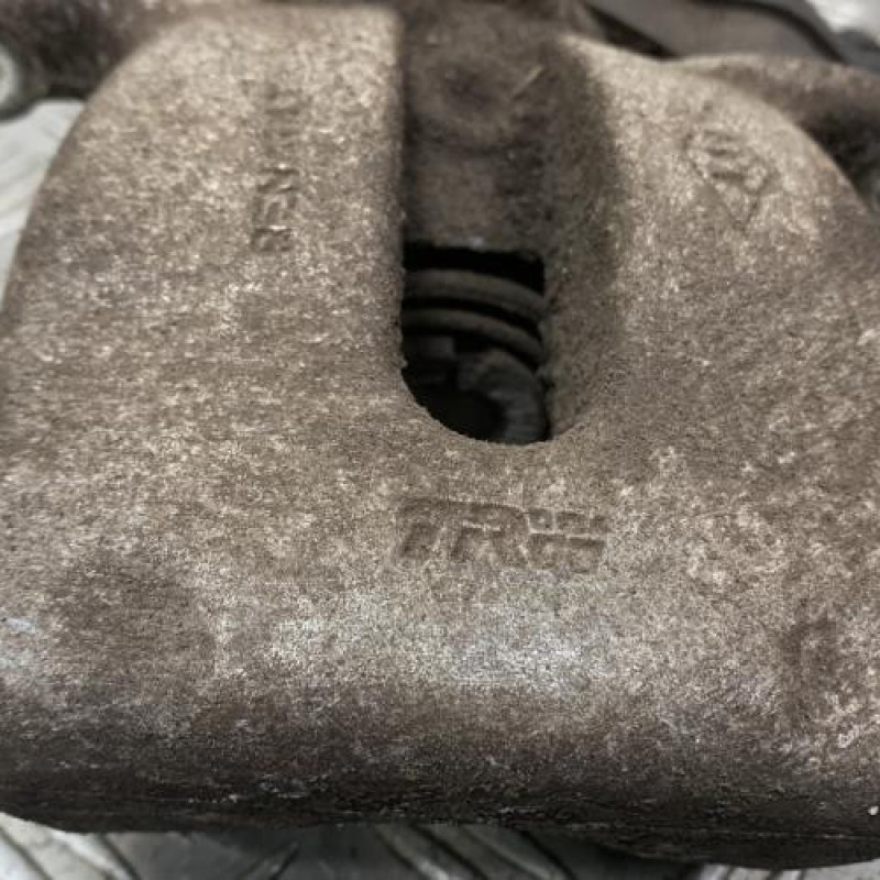 Etrier arriere gauche (freinage) RENAULT SCENIC 3 Photo n°2