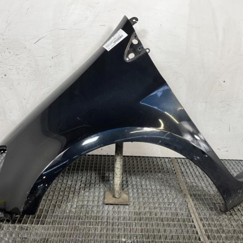 Aile avant gauche RENAULT CLIO 3 Photo n°1