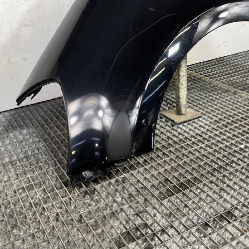 Aile avant gauche RENAULT CLIO 3 Photo n°2