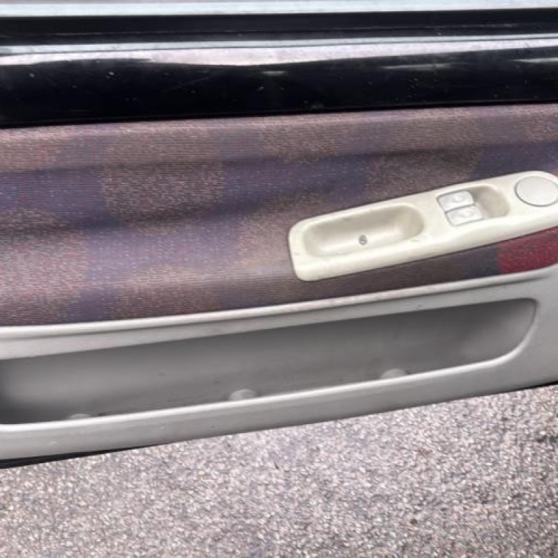 Plage arriere RENAULT TWINGO 1 Photo n°17