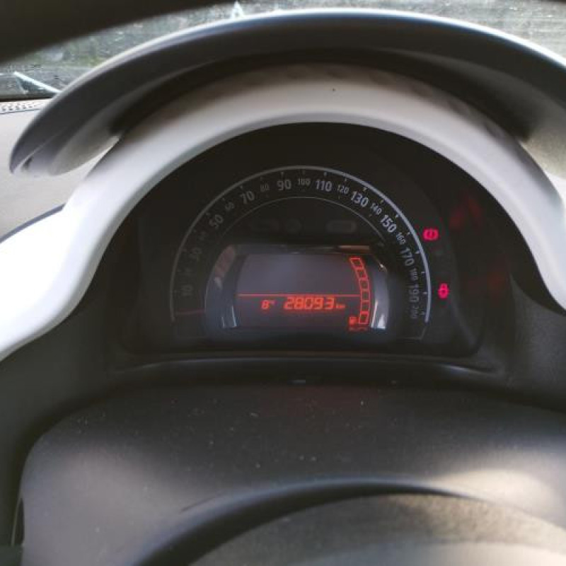 Moteur RENAULT TWINGO 3 Photo n°18