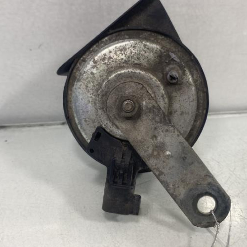Avertisseur/Klaxon OPEL CORSA D Photo n°3