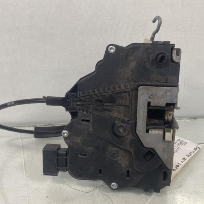 Serrure arriere gauche OPEL CORSA D Photo n°3