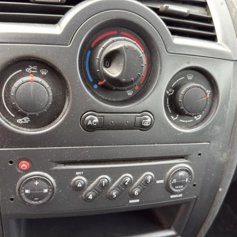 Moteur RENAULT MEGANE 2 Photo n°18