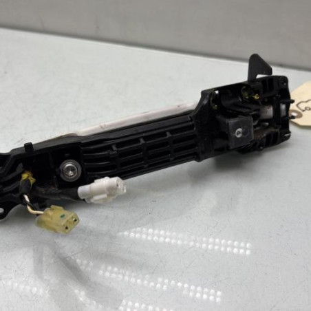 Poignee porte avant droit SUZUKI SWIFT 4