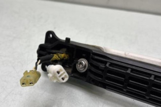 Poignee porte avant droit SUZUKI SWIFT 4