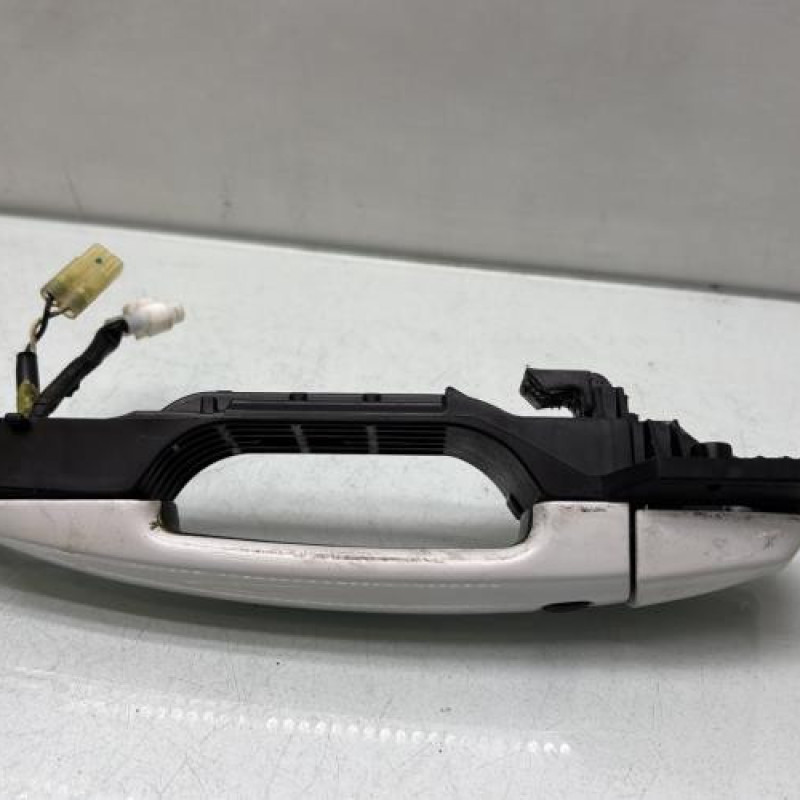 Poignee porte avant droit SUZUKI SWIFT 4 Photo n°5