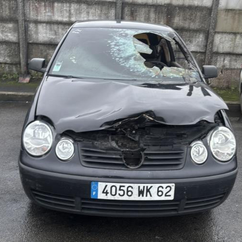 Pare choc avant VOLKSWAGEN POLO 4 Photo n°15