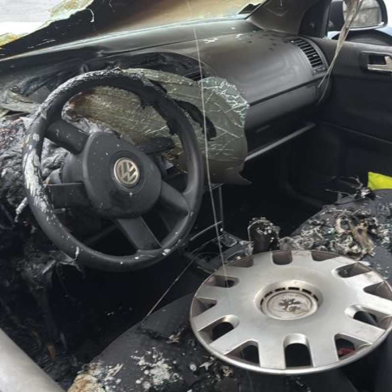 Pare choc avant VOLKSWAGEN POLO 4 Photo n°16