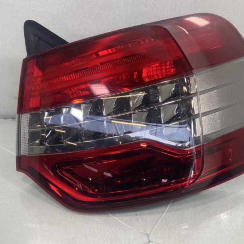 Feu arriere principal droit (feux) CITROEN C5 2 Photo n°1