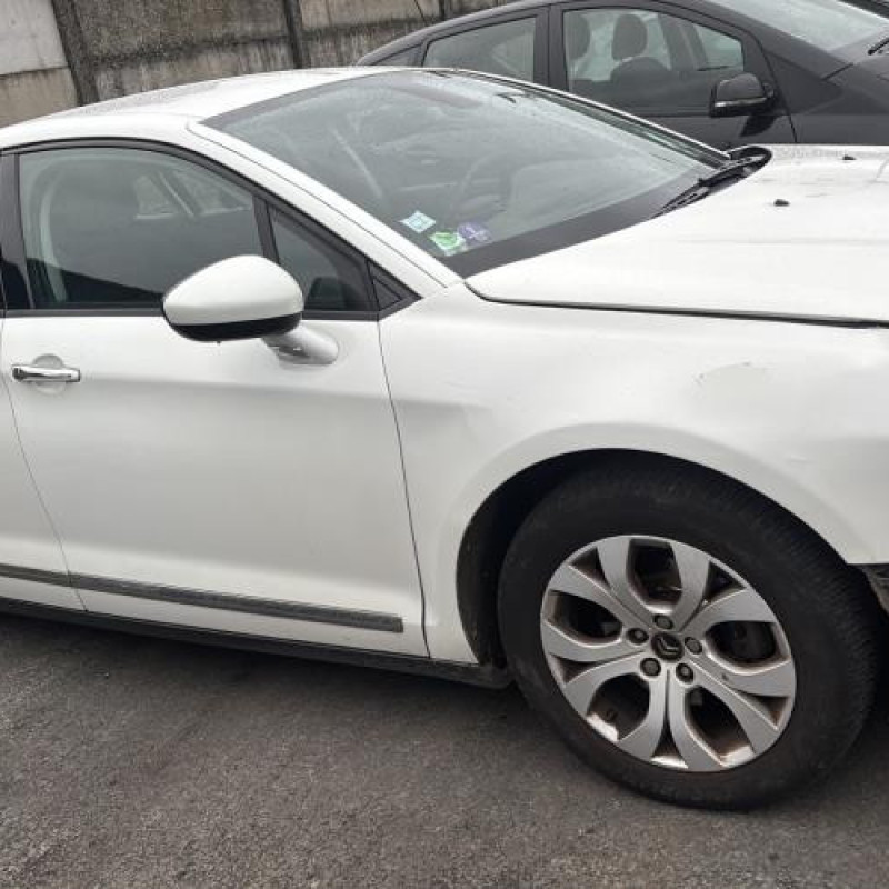 Pare choc arriere CITROEN C5 2 Photo n°20