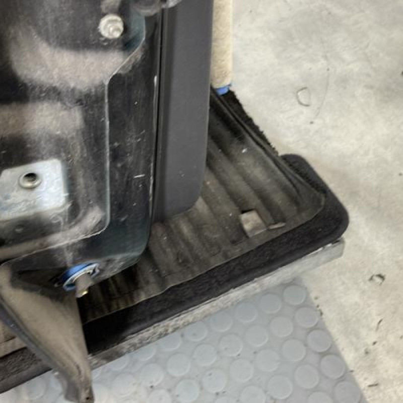 Porte arriere droit OPEL CORSA D Photo n°5