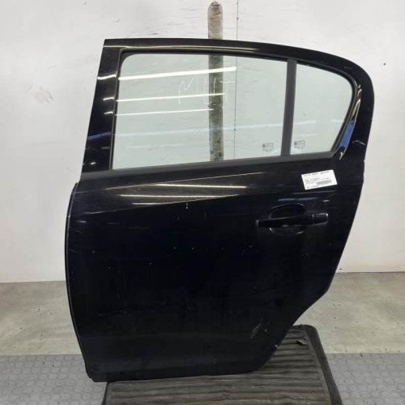 Porte avant gauche OPEL CORSA D Photo n°1