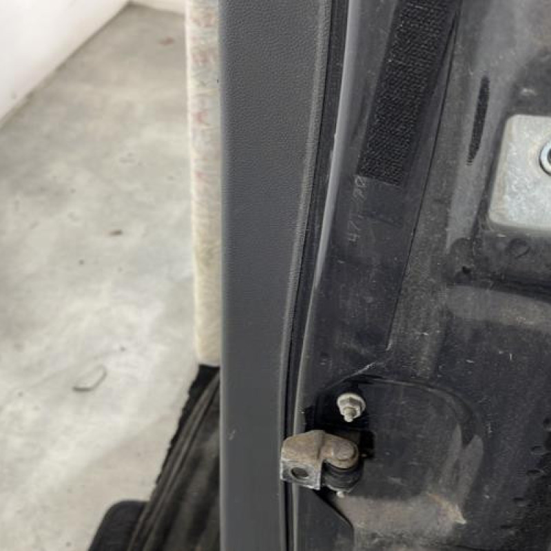 Porte avant gauche OPEL CORSA D Photo n°4