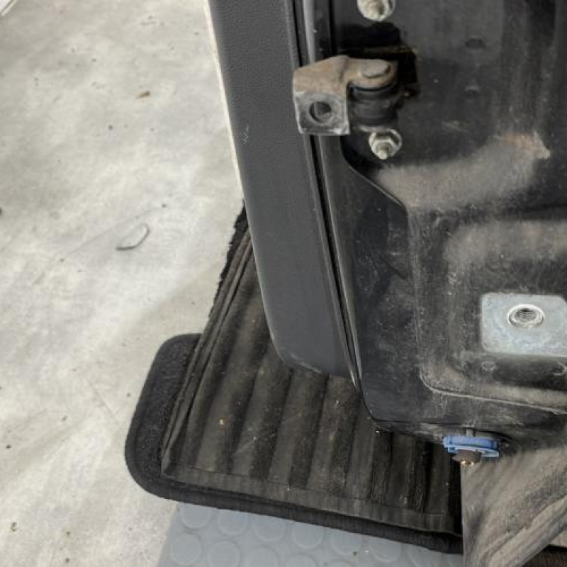 Porte avant gauche OPEL CORSA D Photo n°5