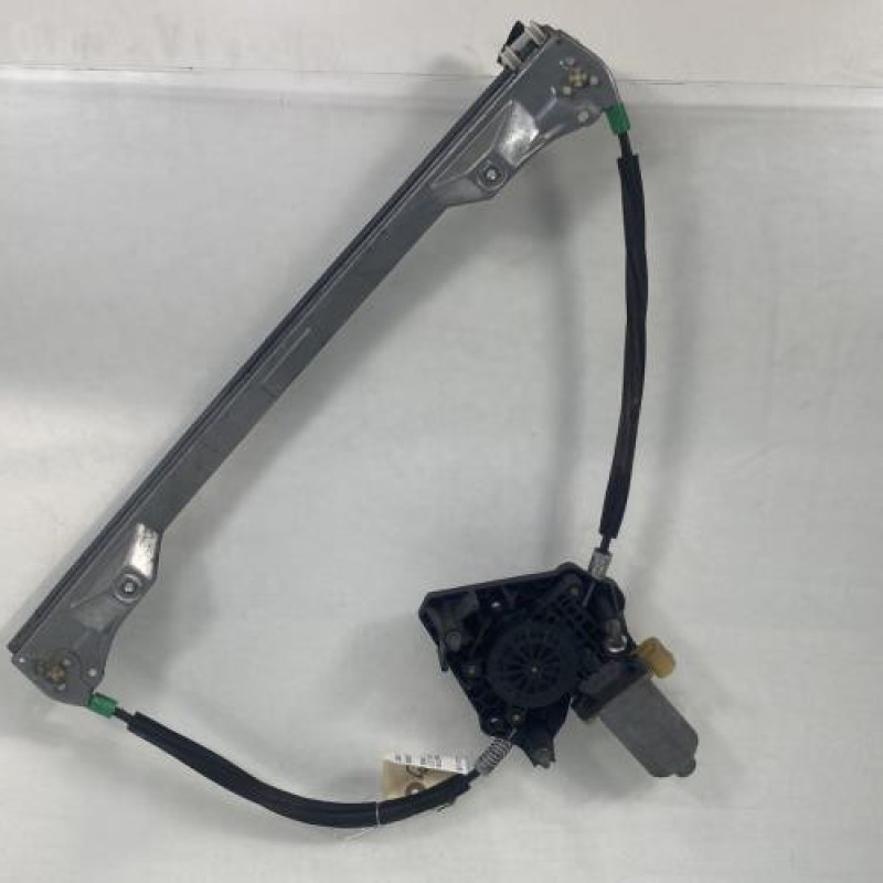 Leve vitre electrique avant gauche RENAULT CLIO 2 Photo n°1