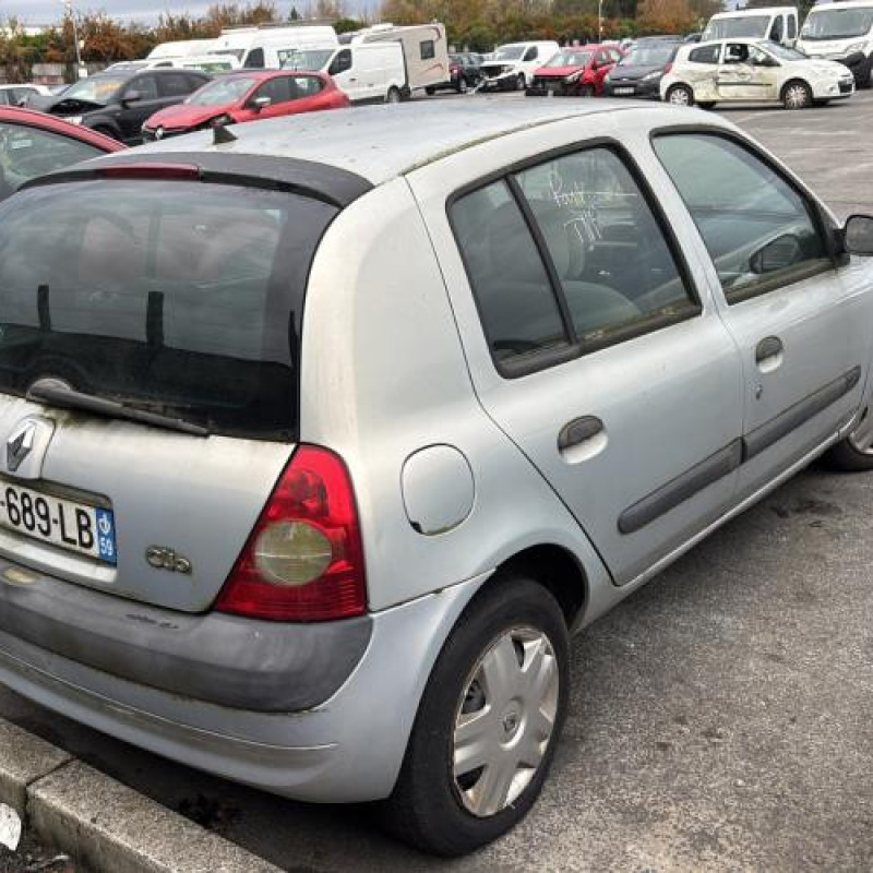 Leve vitre electrique avant gauche RENAULT CLIO 2 Photo n°11