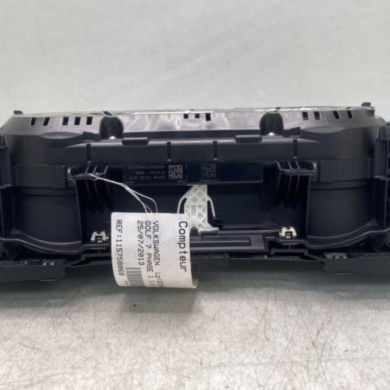 Compteur VOLKSWAGEN GOLF 7 Photo n°6