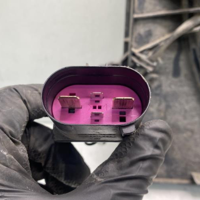 Moto ventilateur radiateur VOLKSWAGEN GOLF 7 Photo n°4