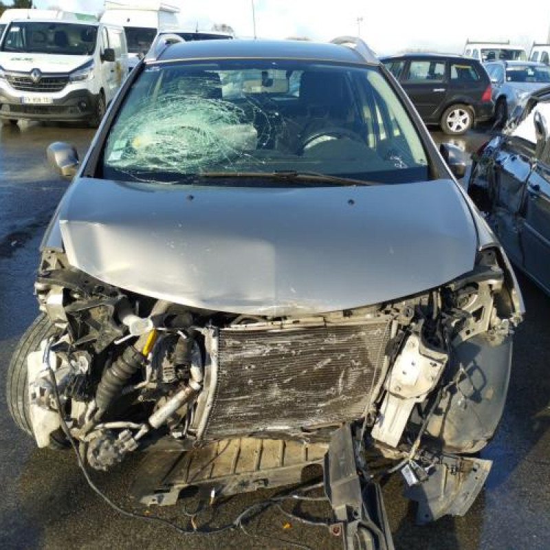 Attache ceinture arriere droit RENAULT CLIO 3 Photo n°13