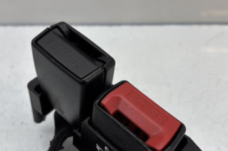 Attache ceinture arriere gauche RENAULT CLIO 3