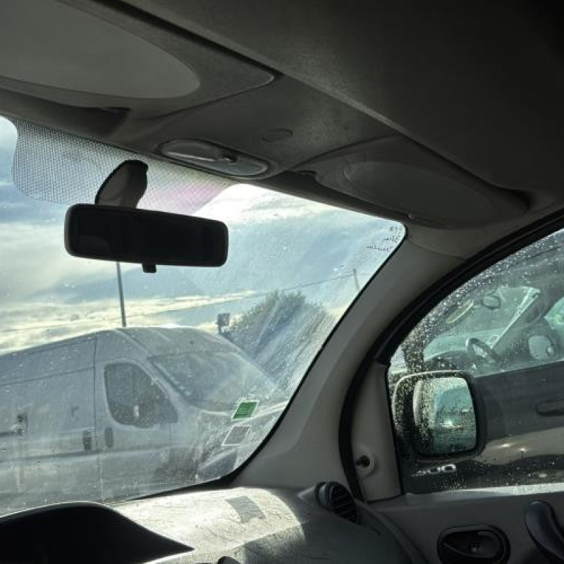 Aile avant droit RENAULT KANGOO 2 Photo n°19