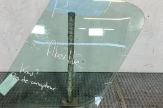 Vitre avant gauche RENAULT MASTER 3 Photo n°1